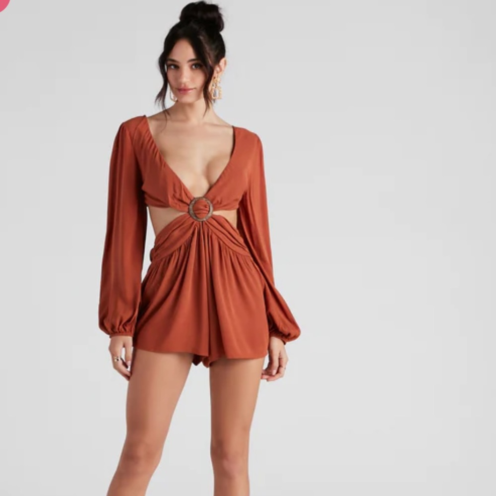 Out of town long sleeve romper in burnt Orange from Windsor NWT
